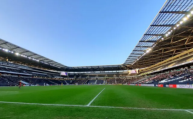 MK Dons, Will Collar